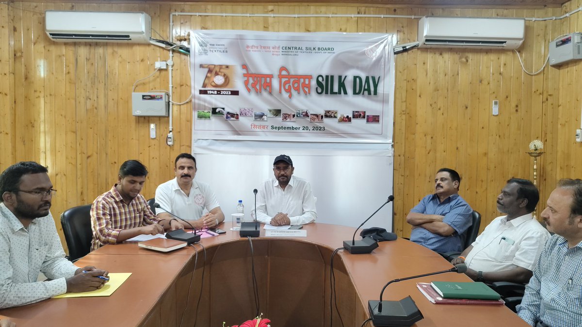csrtipam's tweet photo. A special program at CSR&amp;TI, Pampore, with Director Dr. N.K. Bhatia, honors #Silkday and the auspicious 75th year of CSB's establishment.  Let's celebrate the profound heritage and potential of the silk industry.  @DrNKBhatiaCSB @csbmot @TexMinIndia #SilkHeritage https://t.co/fIMTREK0Un