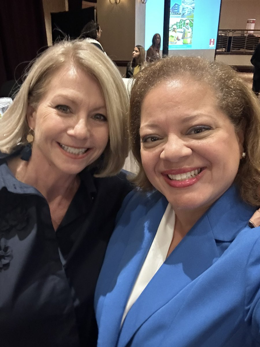 Norma Holland tweet media