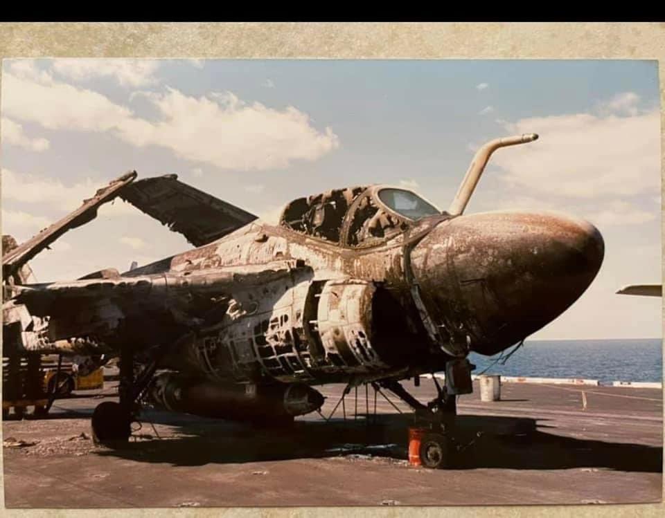 rickitick43's tweet photo. @iluminatibot @BangPitung_AJW What jet fuel can do. This was a fully loaded KA-6D. Not bombs just fuel. It was stationary when it was hit by 20 mm cannon fire across the deck. Eventually it was scrapped overboard. It was craned overboard. It held together the whole time. https://t.co/8pEadmXgZw