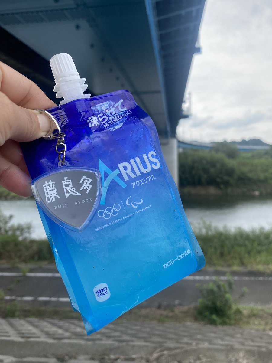 yokoyamakeiko1's tweet photo. 今日の朝ラン💨
もうすぐだと思い、いつもより少し長く走りました。
10キロが辛くて遅くてキツい💦
でも、出るって決めたから頑張るしかない。
みんな頑張ってる💪
だから頑張れる💨
#ランニング
#エール
#alwaysthinkingofU
#大丈夫
#夢の途中 https://t.co/zU44gOMyH9