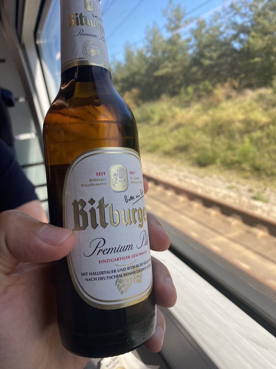 Scorecast tip. Mario Basler to score first, United to win 2-1. You’re welcome 🍻#mufc