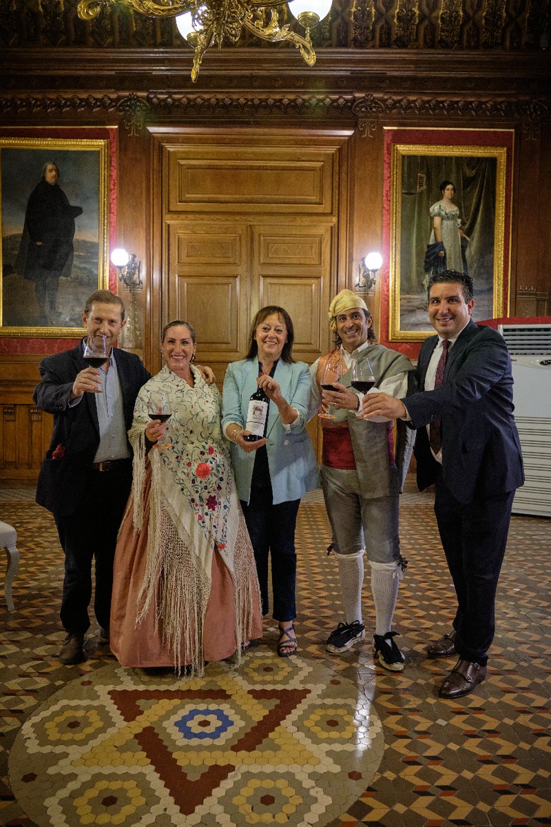 BodegasCare tweet media