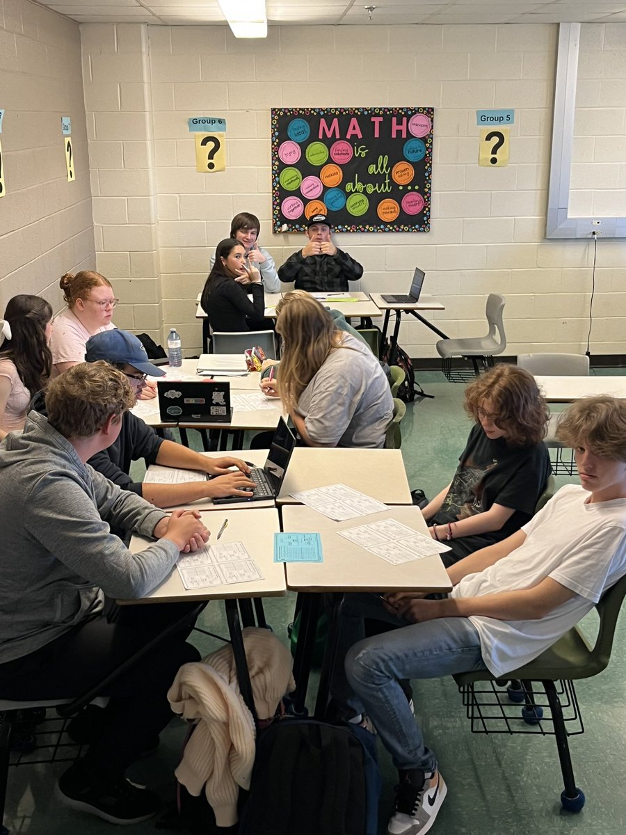 Ms. Angela Rose tweet media