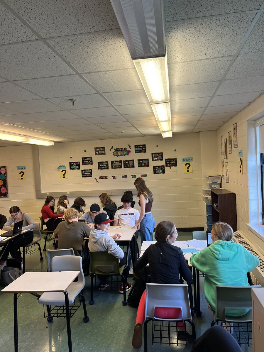 Ms. Angela Rose tweet media