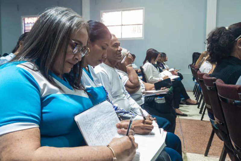 Ministerio del Poder Popular para la Educación tweet media