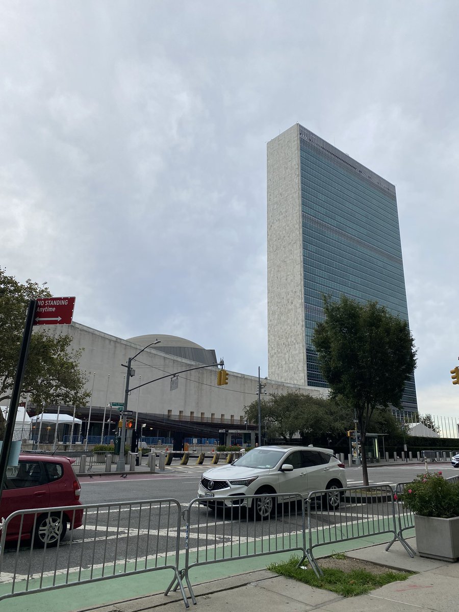 eke_okochaphil's tweet image. 🌍 Reflecting on the enlightening #SDGActionWeekend, a crucial insight emerged: Representation alone isn&apos;t enough; we must empower young people. Supporting youth-driven solutions is vital for a more sustainable world. 🌟 #SDGSummit2023 #GlobalGoals #UNGA