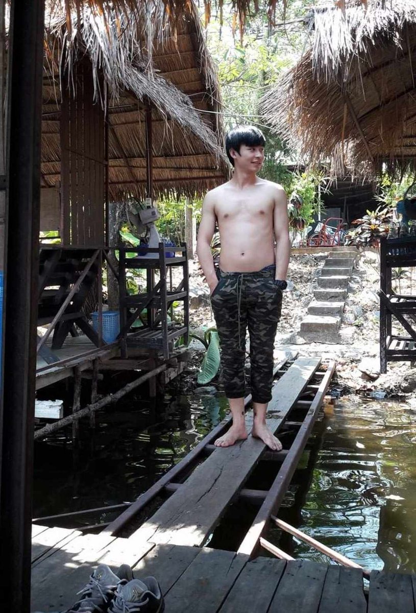 Ppp62218561's tweet photo. คอลหาตังใช้ร้อยสองร้อย   ใครสนใจทักได้เลย FB:TU korakrit https://t.co/AVg09LDjKt