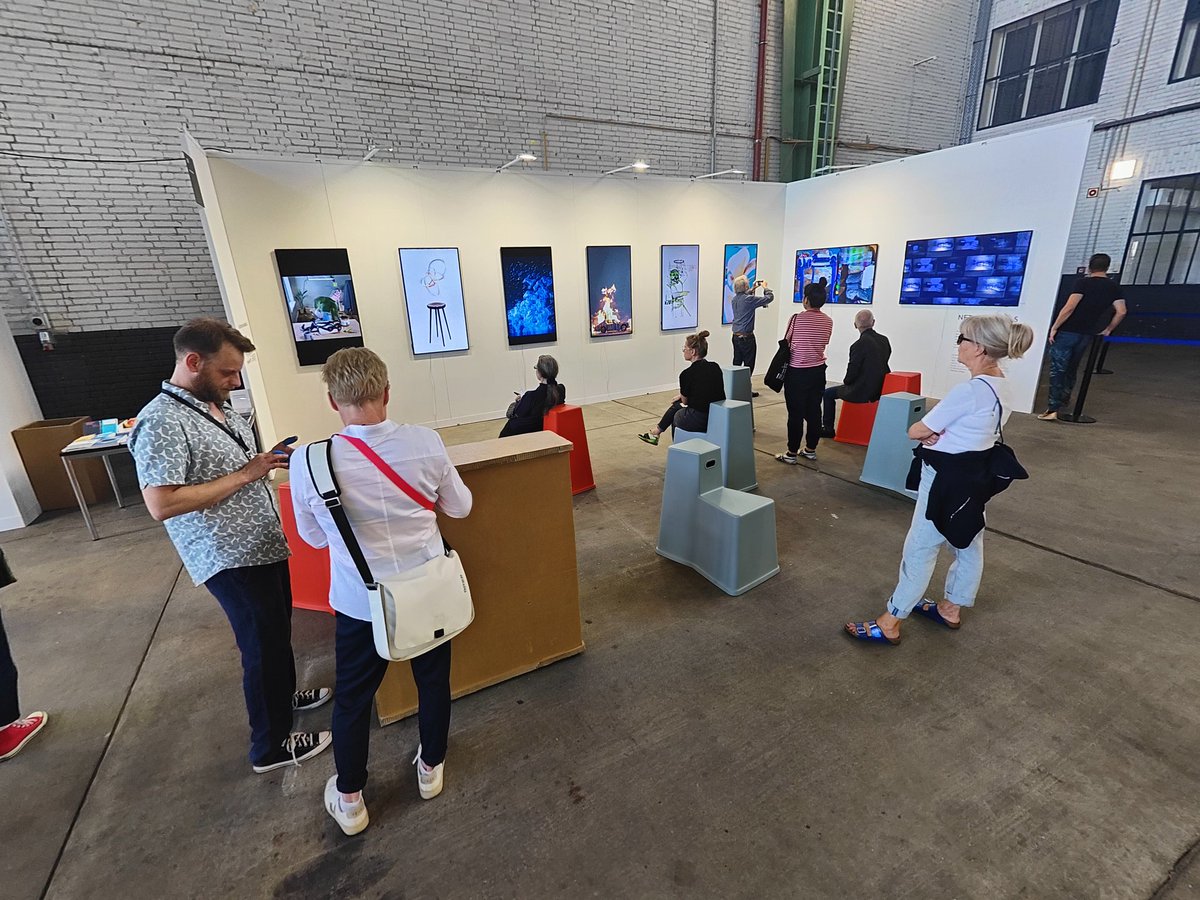 oohgaga_'s tweet photo. Roundup of our 2nd physical nft exhibit @ https://t.co/SDeGdPqedU during @BerlinArtWeek at Tempelhof featuring 
@ivonatau 
@_Su_ceren 
@LindaDouniaR @spogelsemaskine @MatthiasMoravek @DybusStephan @PedroFriedeberg 
@buesen
Tobias Vetter &amp; Dalibor Cee https://t.co/vTljrQLTKW