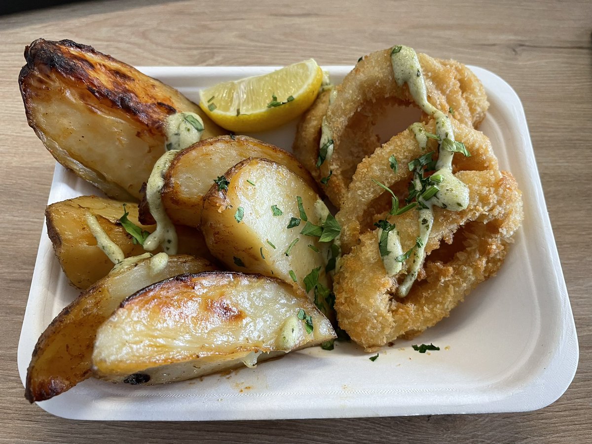 Choices a plenty in the canteen - today’s selection is Calamari and Potato wedges 🤩😊 #amazing @VarndeanSchool