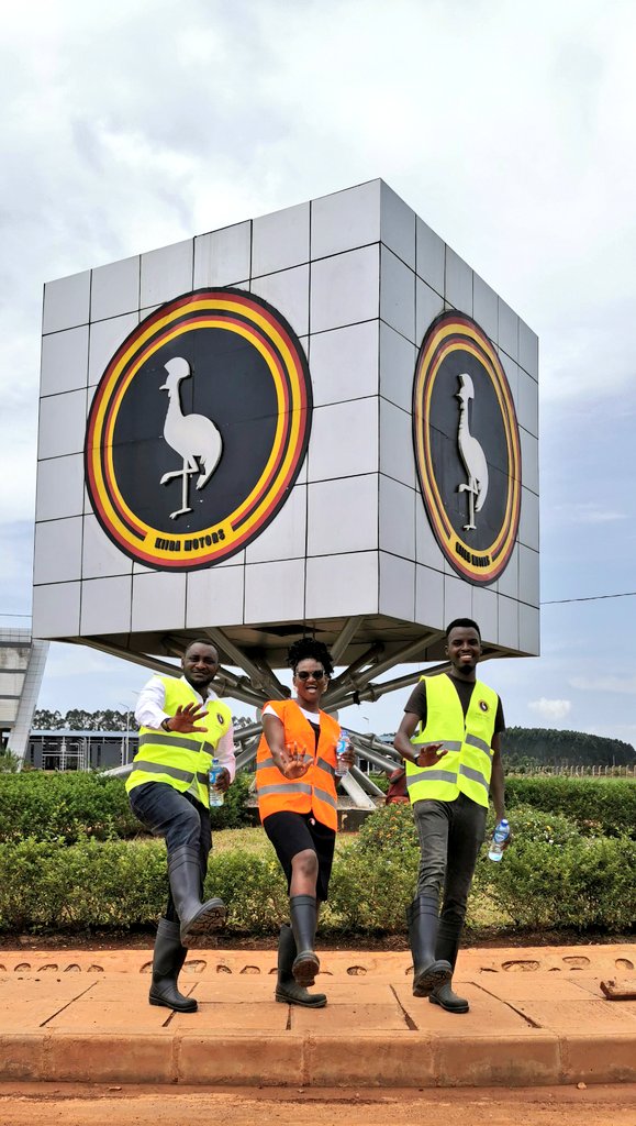 Spent the best part of the afternoon with @ATaremwa and @nimusiima creating Mobility content for @LastDropAfrica at the #KiiraVehiclePlant. 

Thank you for visiting Uganda's First Vehicle Manufacturing Plant.