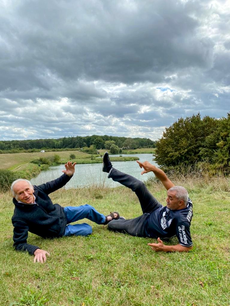 Hôpital MGEN de la Verrière tweet media