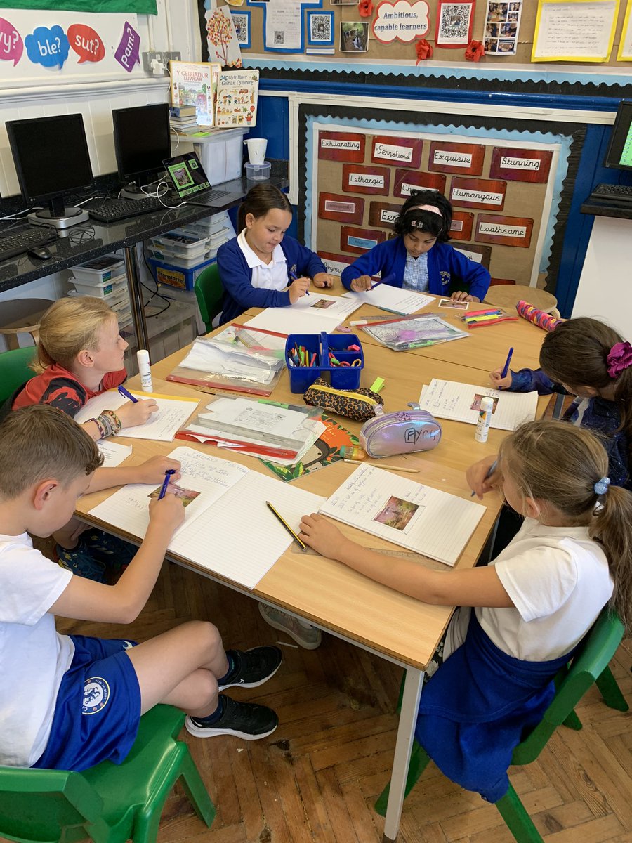 Paul58Paul's tweet photo. @BarryPSIsland #Celyn #Literacy Developing writing skills using our imagination https://t.co/Xu8m77FXuL