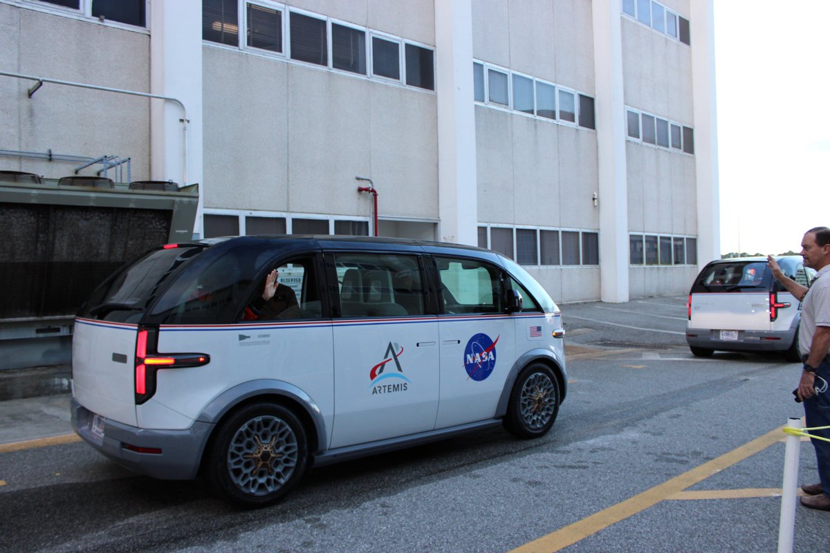 NASAGroundSys's tweet photo. The @NASAArtemis II astronauts have suited up and are traveling to Pad 39B at @NASAKennedy for a test demonstrating nominal launch day procedures.

Follow along for more coverage as they arrive to the pad. https://t.co/St5ZpFTQS1