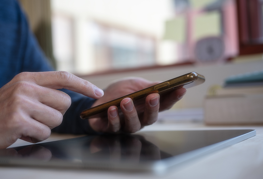 Fin_Inno_it's tweet photo. @intesasanpaolo: soluzione innovativa che trasforma il Pos in un’App https://t.co/fZrpty2dKE https://t.co/2PPHs2RYVv