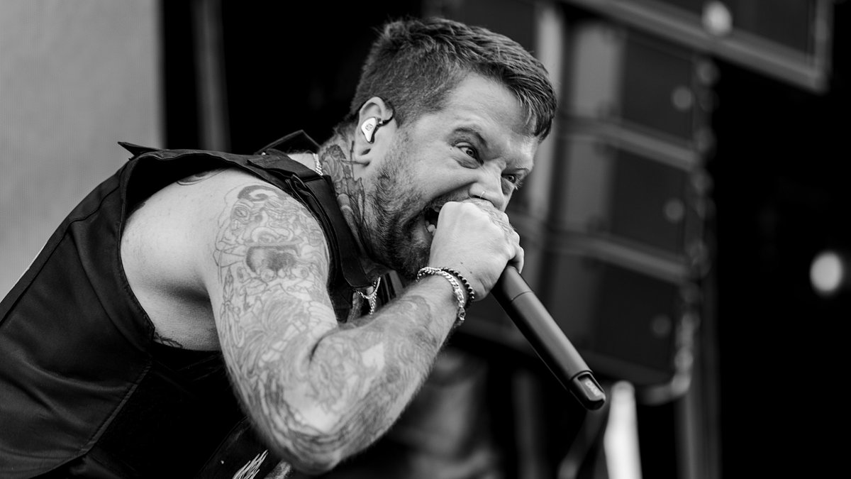 MoreCore.de (@morecore_de) on Twitter photo Bury Tomorrow kommen 2024 mit We Came As Romans und Kingdom Of Giants auf Tour
>>> morecore.de/news/bury-tomo…
<a href="/burytomorrow/">BURY TOMORROW</a> <a href="/wecameasromans/">We Came As Romans</a> <a href="/kingdomofgiants/">𝐊𝐈𝐍𝐆𝐃𝐎𝐌 𝐎𝐅 𝐆𝐈𝐀𝐍𝐓𝐒 (NEW EP OUT NOW)</a> #metalcore #tour #metal
Foto im Auftrag von MoreCore.de: Faye Strässle Bury Tomorrow kommen 2024 mit We Came As Romans und Kingdom Of Giants auf Tour
>>> morecore.de/news/bury-tomo…
<a href="/burytomorrow/">BURY TOMORROW</a> <a href="/wecameasromans/">We Came As Romans</a> <a href="/kingdomofgiants/">𝐊𝐈𝐍𝐆𝐃𝐎𝐌 𝐎𝐅 𝐆𝐈𝐀𝐍𝐓𝐒 (NEW EP OUT NOW)</a> #metalcore #tour #metal
Foto im Auftrag von MoreCore.de: Faye Strässle
