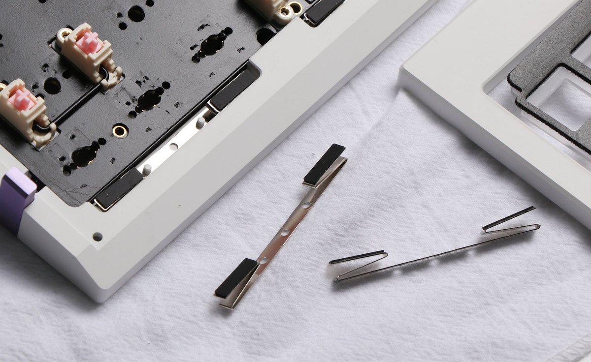 EpomakerK's tweet photo. A little details about our Type 65 🤩 group buy still going on guys remember to check that out👀
・
🪢 https://t.co/ki6CFSJVoH
・
🏷 ~ヾ(・ω・)
#epomaker #epomakerkeyboard #keyboard #keyboards #mechkeyboard #livestreaming #mechkb #keyboardkit 
#mechanical #mechanicalkeyboard https://t.co/XBI941JPv8