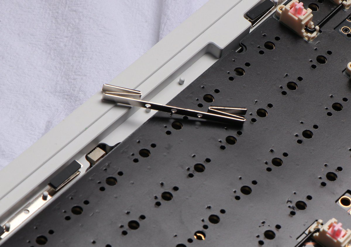 EpomakerK's tweet photo. A little details about our Type 65 🤩 group buy still going on guys remember to check that out👀
・
🪢 https://t.co/ki6CFSJVoH
・
🏷 ~ヾ(・ω・)
#epomaker #epomakerkeyboard #keyboard #keyboards #mechkeyboard #livestreaming #mechkb #keyboardkit 
#mechanical #mechanicalkeyboard https://t.co/XBI941JPv8