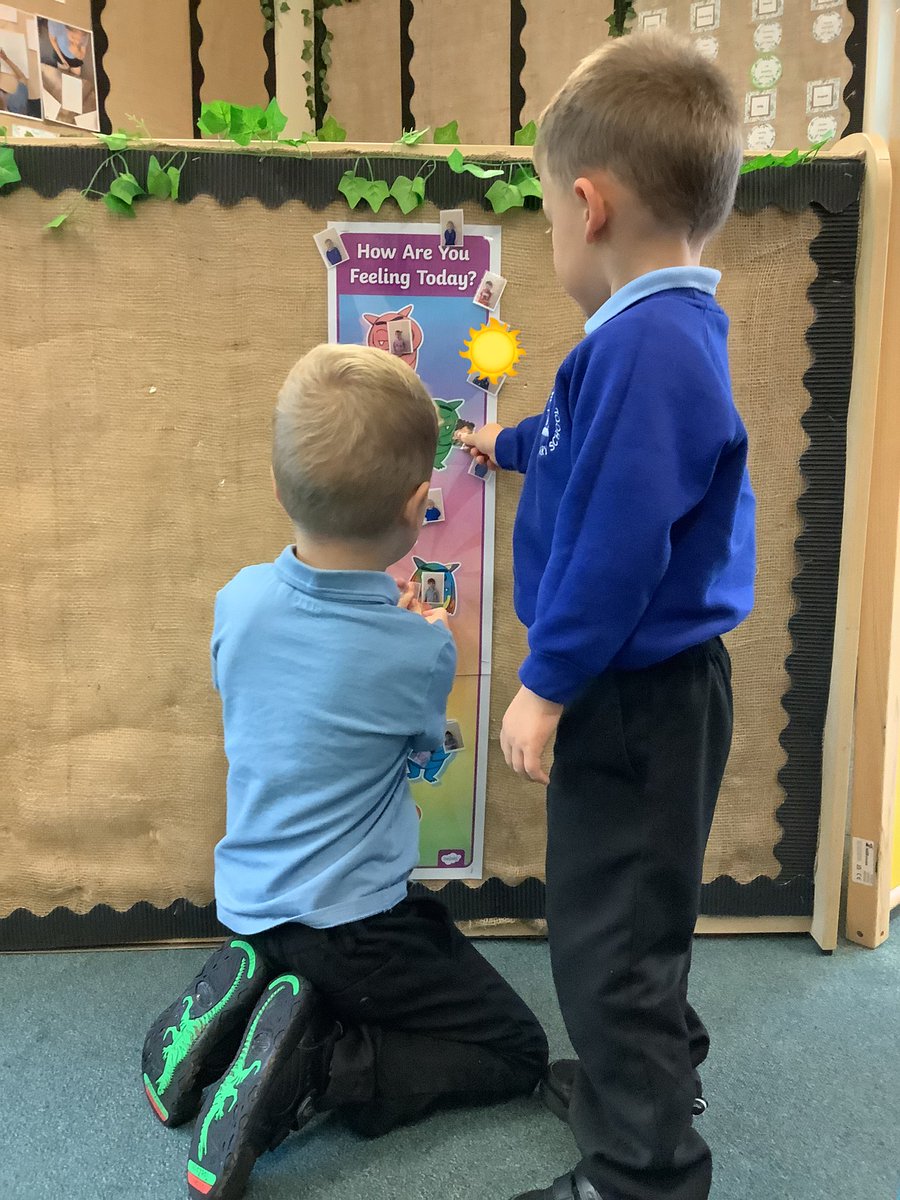 GlazeburyCofE's tweet photo. A new job for Reception today, coming in and labelling our feelings. The boys were able to find their picture and labelling their feelings without help. #LDST #HEART https://t.co/jPr9ksHH63