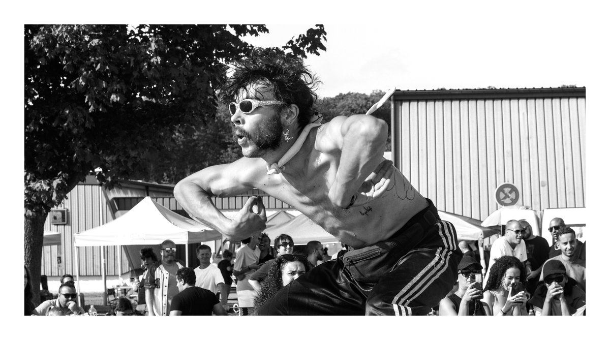 Un_Bon_Mot's tweet photo. 📸 SG* à Guénange, septembre 2023.
#Photo #Photographie #PhotographieHumaniste #PhotoDeRue #Photography #CandidPhotography #StreetPhoto #StreetPhotography #BlackAndWhitePhotography #BlackAndWhite #Dance #StreetLife #Breakdance #BBoy #BGirl #RawDogs #Studio511 #DarkXCrew #Guénange https://t.co/X1ffu2N9dX