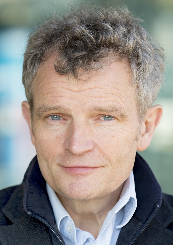 Architect and urban designer Floris Alkemade is our key note speaker at the Festival of Disruption! 19OCT'23 | 10-17 | Disruptor, TU/e: Transformative changes are needed to address complex issues (climate change, aging &amp; energy transition) Sign up now: eindhovenengine.nl/festival-of-di…