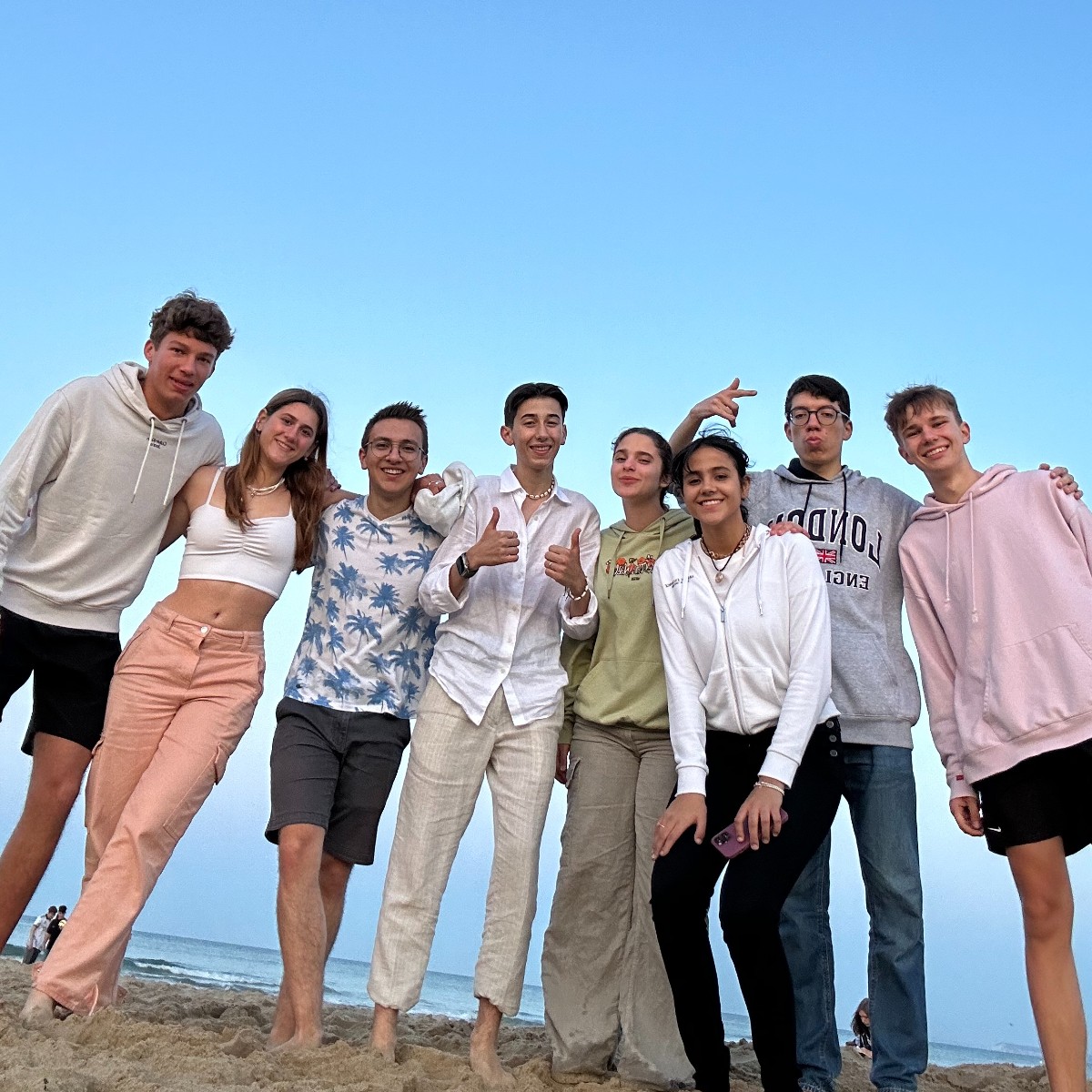 “(I enjoyed) the amount of friends from different nationalities and the kindness of all the teachers always there to see if you are ok and taking care of you.” 
- @mercedes_antoniii ⭐