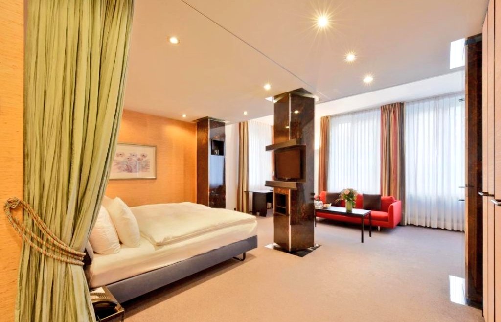 فنادق مختارة tweet media