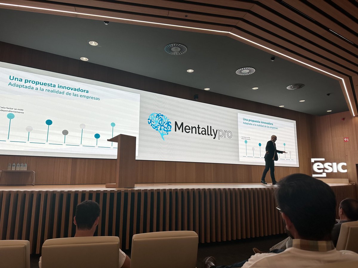 rsprtlns's tweet photo. Presentación de Mentally en ⁦@ESICEducation⁩ 
Impresionante el proyecto e impresionante el anfitrión del evento!!!
⁦@PRLInnovacion⁩ ⁦@AFFORPrevencion⁩ https://t.co/fOHic6roH1