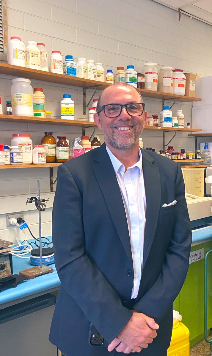 MLRogers123's tweet photo. Anthony Akkari from @PerronInstitute visited @FlindersHMRI @Flinders to give a great talk on Genetic Therapies in ALS/MND. We also discussed our new  @FightMND Discovery Project with @BBenyamin1 and the MND&amp;NR lab https://t.co/sCYRAQPlbc