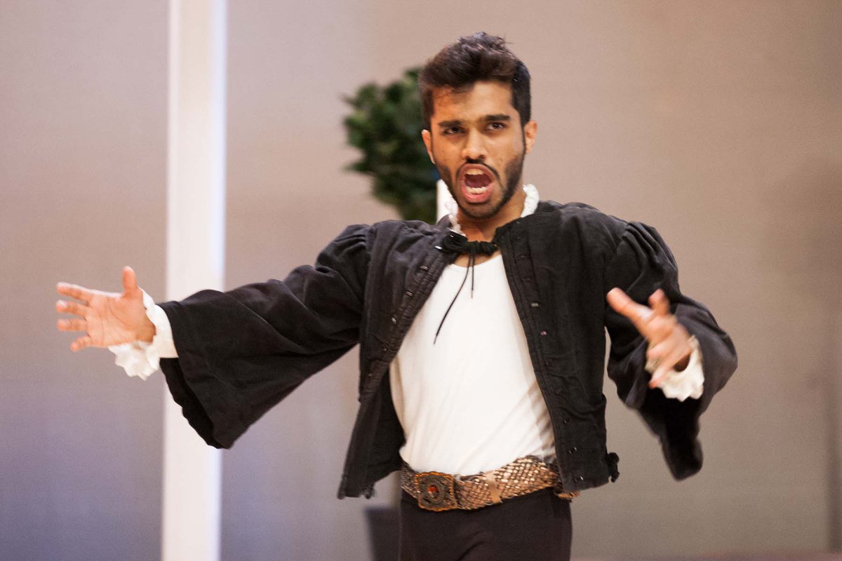 Get ready to witness something truly spectacular as Oscar Castellino, the incredible baritone from India, takes on the role of Figaro.
 
You can expect a performance filled with passion, energy, and a unique blend of Indian and operatic influences. 🌐🎵 🇮🇳

#TheBarberOfSeville
