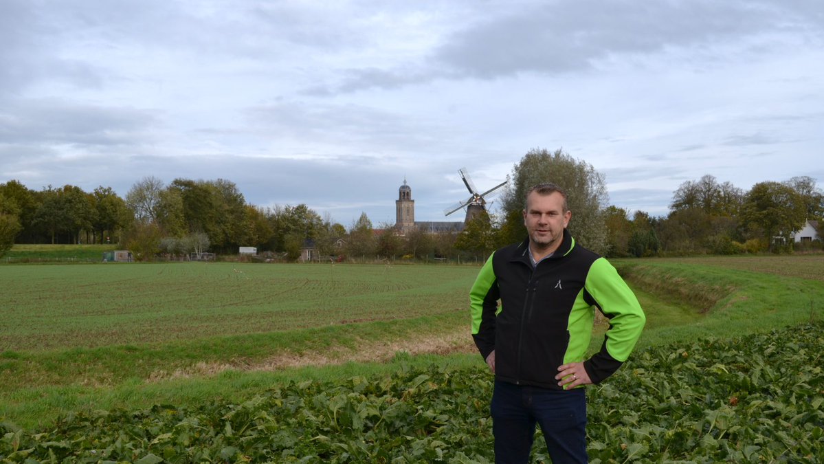Doel 15 staat voor de bescherming van ecosystemen. Cosun vermindert gewasbeschermingsmiddelen, verbetert waterkwaliteit en verlaagt de klimaatvoetafdruk om kostbare bodem te behouden. We delen boerenkennis binnen <a href="/GroeikrachtCo/">Groeikracht Cosun</a>  groeikracht.cosun.nl/verhalen/van-b… 
#SDGActionDays #SDG15