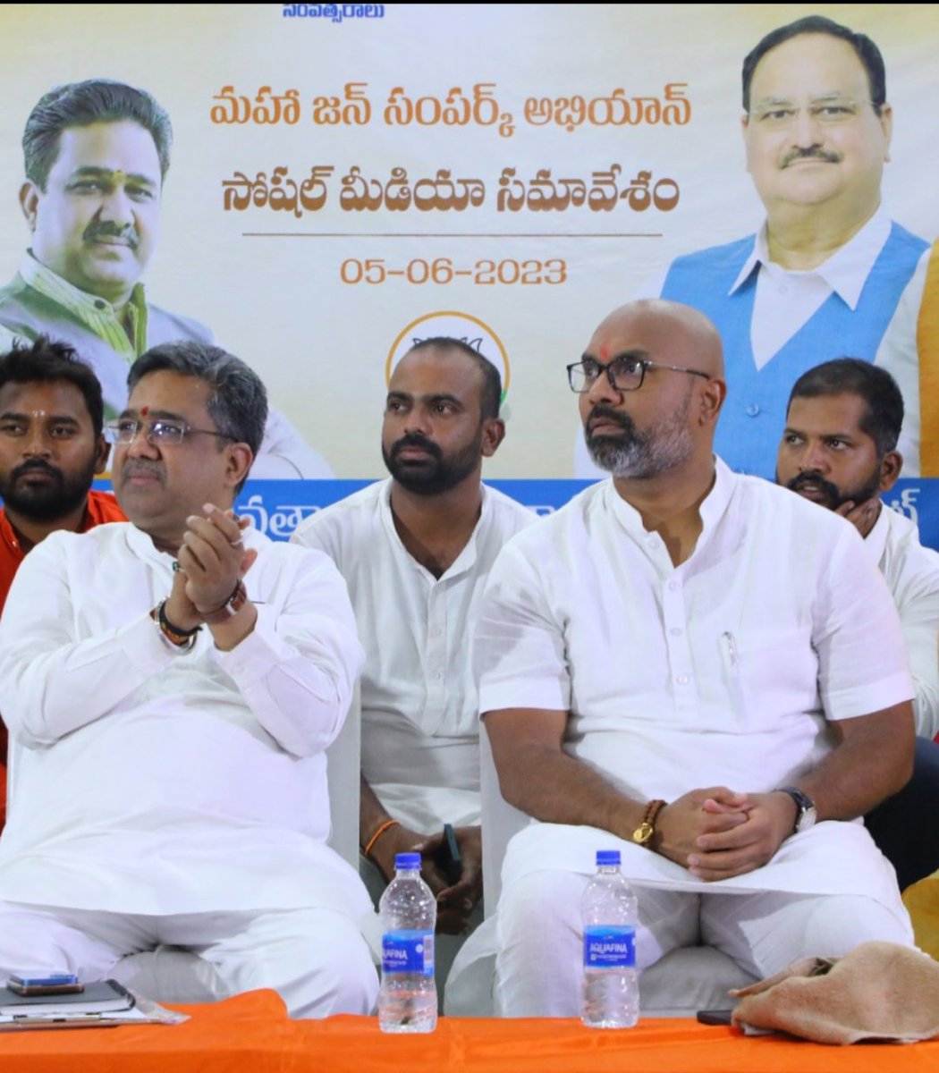 bhaskarreddynzb's tweet photo. బిజెపి జాతీయ ప్రధాన కార్యదర్శి మరియు తెలంగాణ రాష్ట్ర వ్యవహారాల ఇంఛార్జ్ శ్రీ సునీల్ బన్సల్ గారికి హృదయపూర్వక జన్మదిన శుభాకాంక్షలు💐.
#BJPTelangana
Sunil Bansal
@sunilbansalbjp @Arvindharmapuri @BJP4Telangana @BJP4India https://t.co/5awm3grH9p