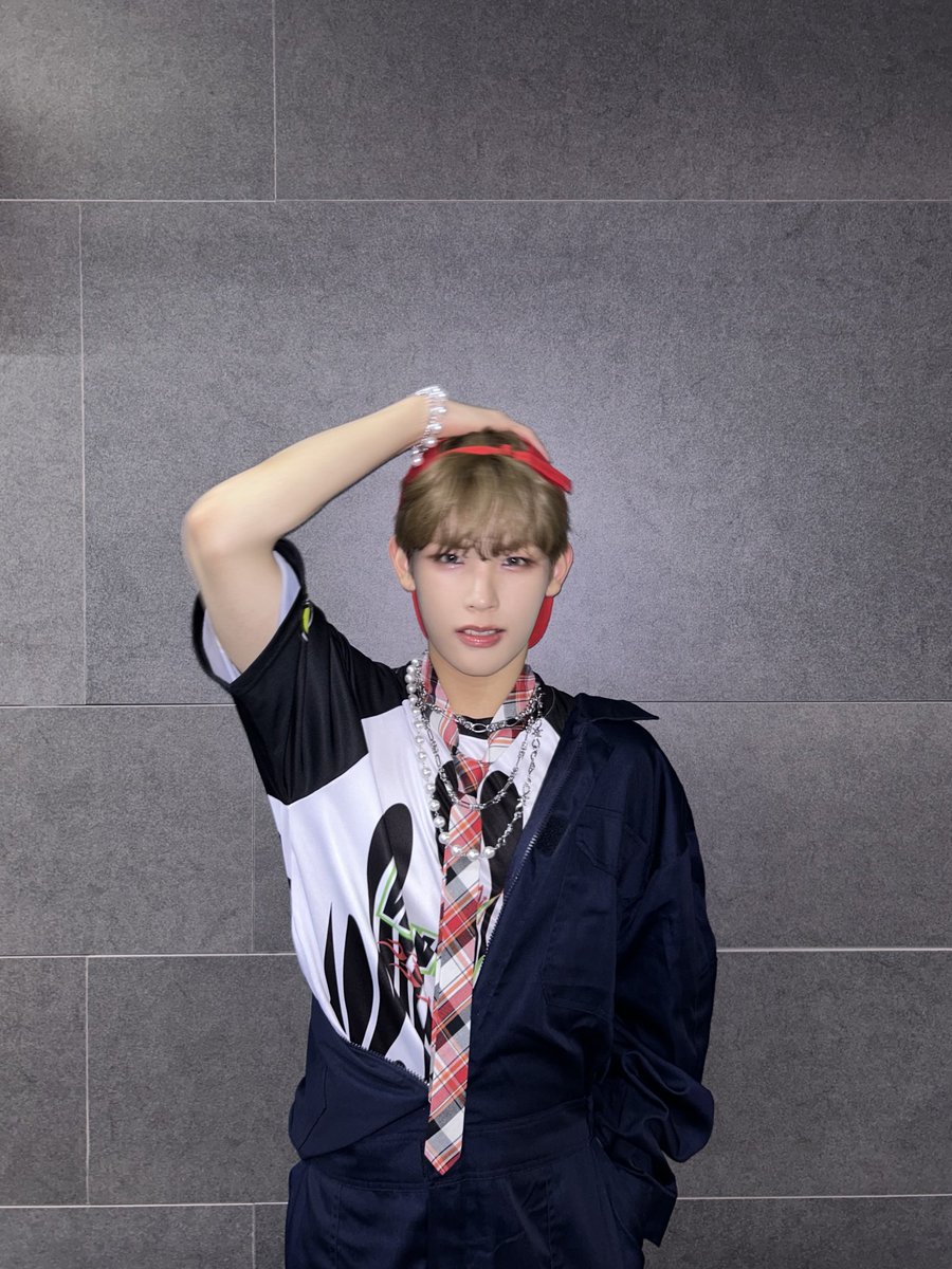 XODIAC_MEMBERS's tweet photo. [#규민🐶] 

쏘블리🩵 비 조심행☔️

#XODIAC #소디엑 #GYUMIN #규민 
#똑똑똑_귬이등장 https://t.co/GfxVpImlxx