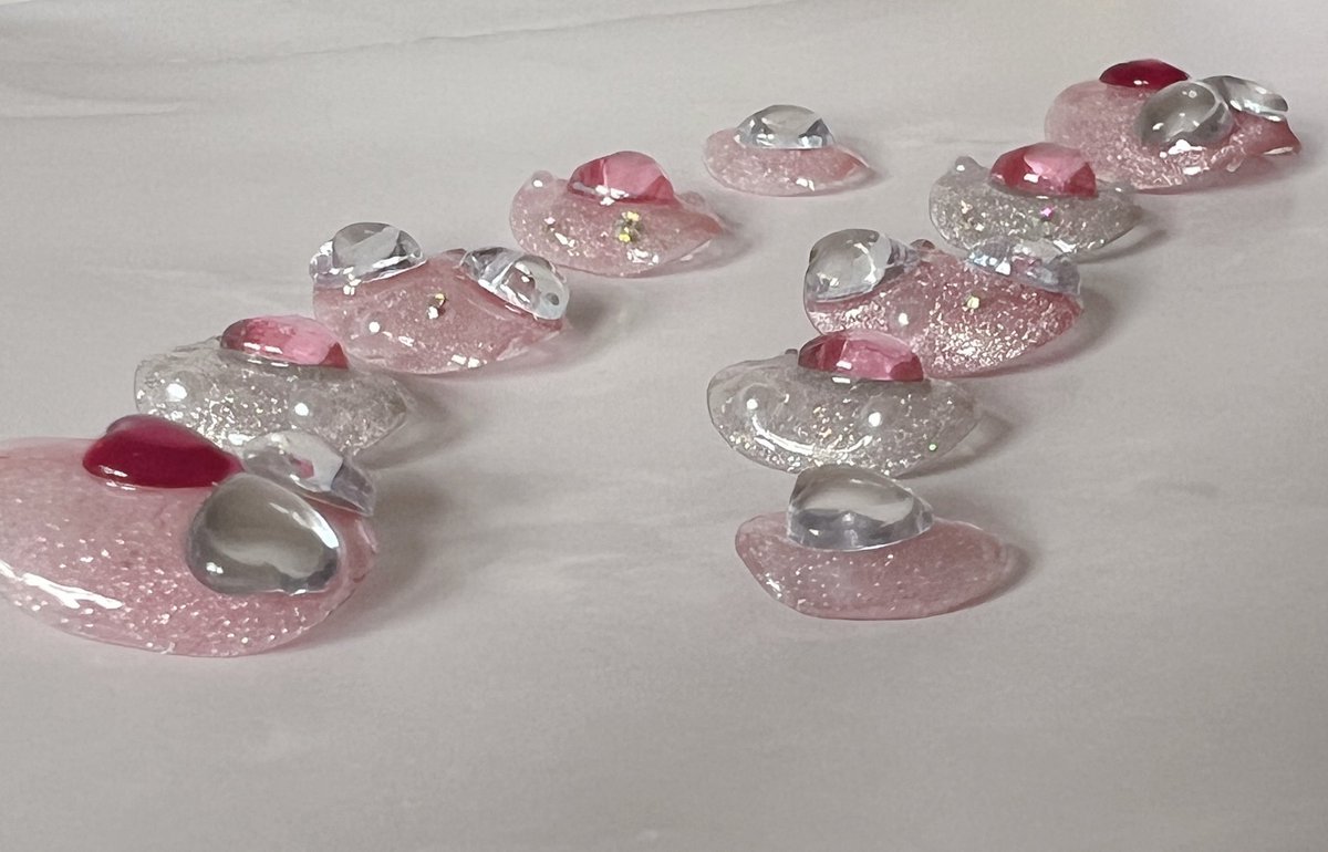 chibi_nail's tweet photo. ＿　．໒꒱

heart × heart

 #ネイルチップ  #キッズネイル  #nail  #kindsnails  #ハートネイル  #ゆめかわネイル  #販売予定  #子供ネイル  #ちびっこねいる https://t.co/5xfLElG5HH