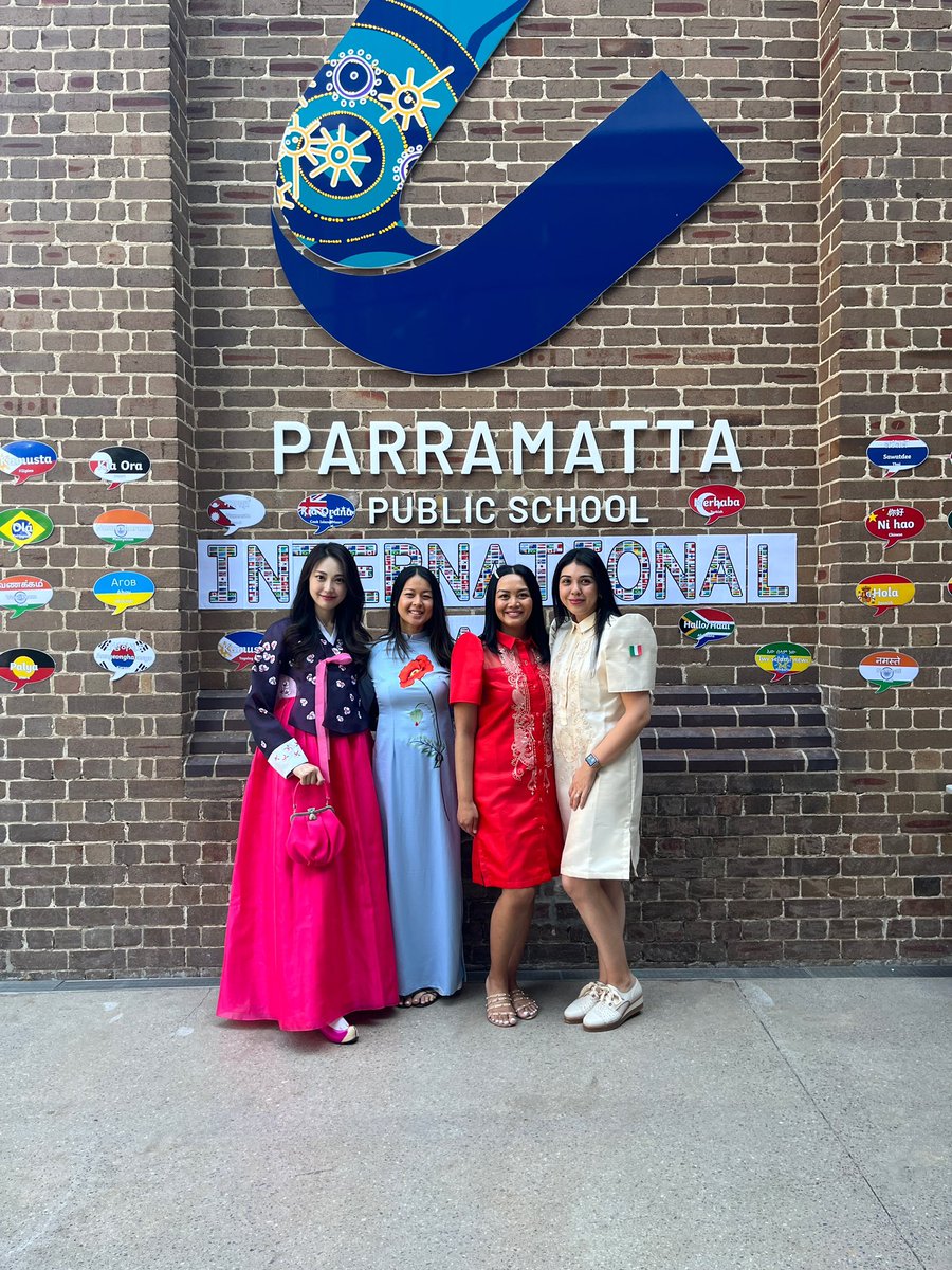 Elizabeth Oh tweet media