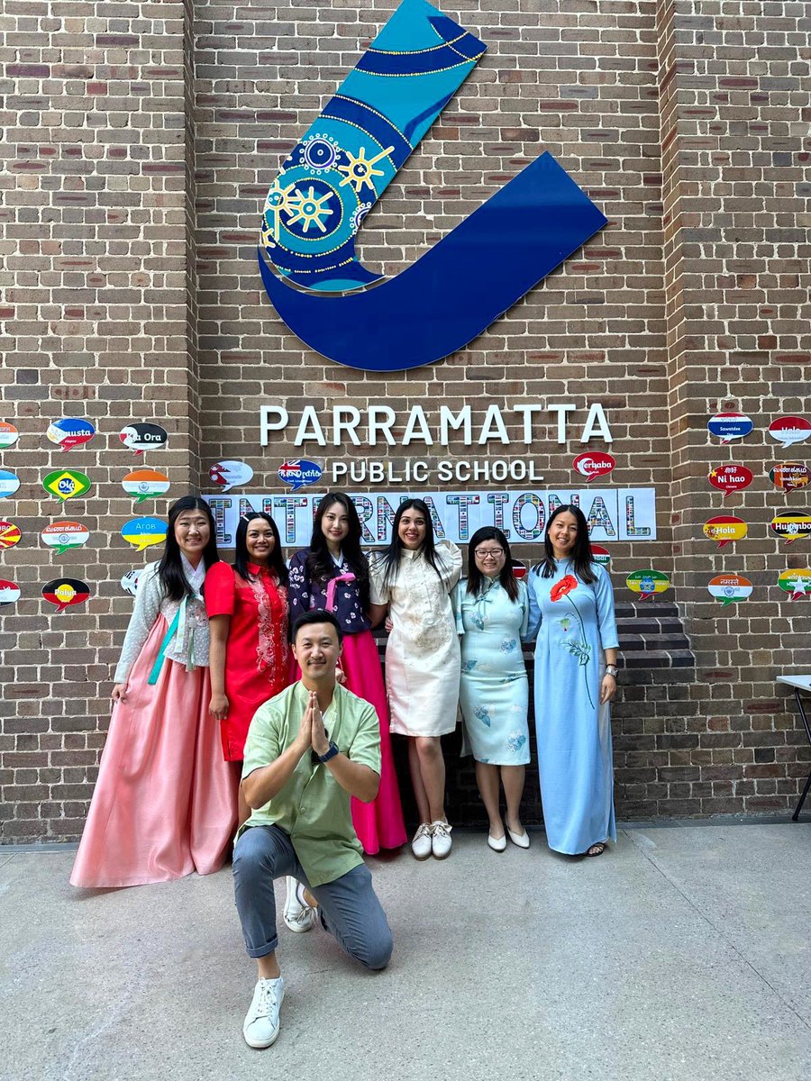 Elizabeth Oh tweet media