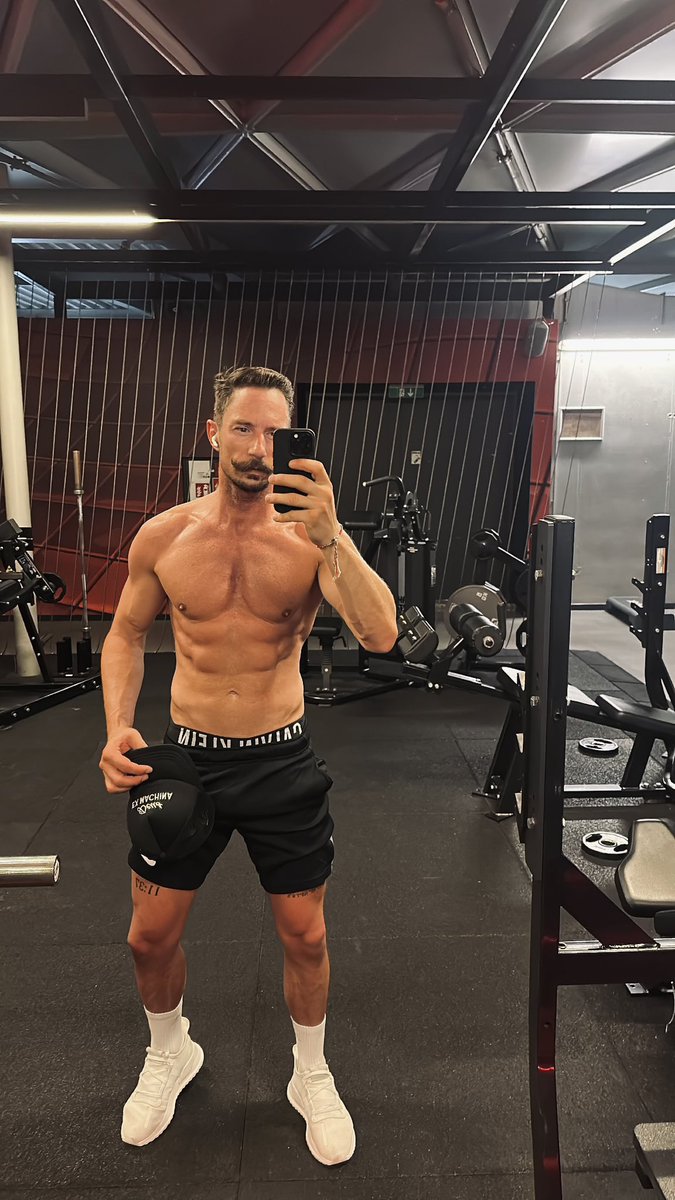 Chrislehrffm's tweet photo. Daily Routine https://t.co/GwyXuCLDCI