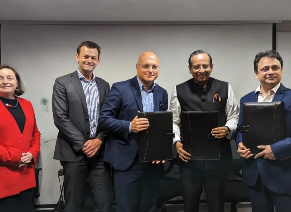 We are happy to sign an MOU between the University of Wollongong, the University of Mumbai, and the BSE Institute Limited. The event was graced by Mr. Adam Gilchrist, the former Australian cricketer and representative of the University of Wollongong; among other dignitaries.