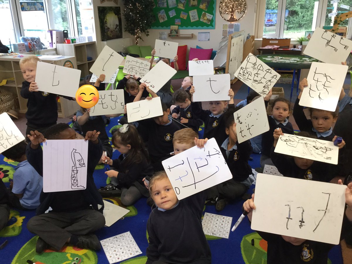 NashMillsSchool's tweet photo. Reception have started phonics. Letter today is the t sound. Great focus today!
#eyfsphonics #learning https://t.co/FhsJcsftFj