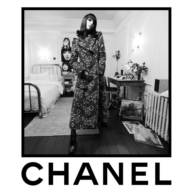 CHANEL_JP's tweet photo. シャネル 表参道 期間限定ブティックがオープン。2023/24年秋冬 プレタポルテ コレクションをご紹介しています。

モデル：小松菜奈
撮影：イネス &amp; ヴィノード 

シャネル 表参道 期間限定ブティック
〒150-0001 東京都渋谷区神宮前5-11-5

営業時間 12:00-19:00

#CHANEL #シャネル