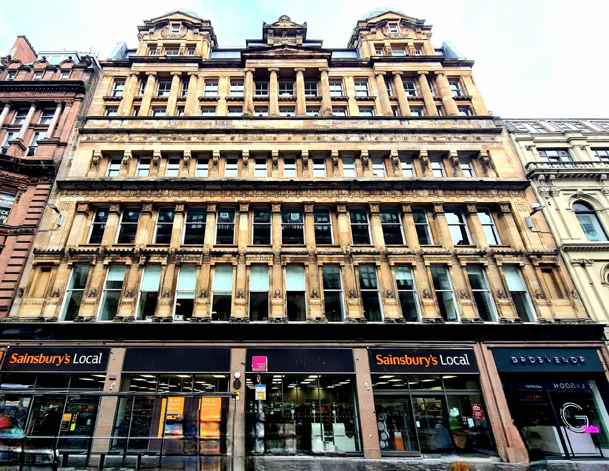 is_glasgow's tweet photo. The lower four stories of this building on Gordon Street in Glasgow were designed by Alexander 'Greek' Thomson in 1864. The upper three storeys were added by J.H. Craigie in 1902 in a contrasting Edwardian Baroque style.
#glasgow #architecture #gordonstreet #glasgowbuildings https://t.co/AHvHoJBT6A