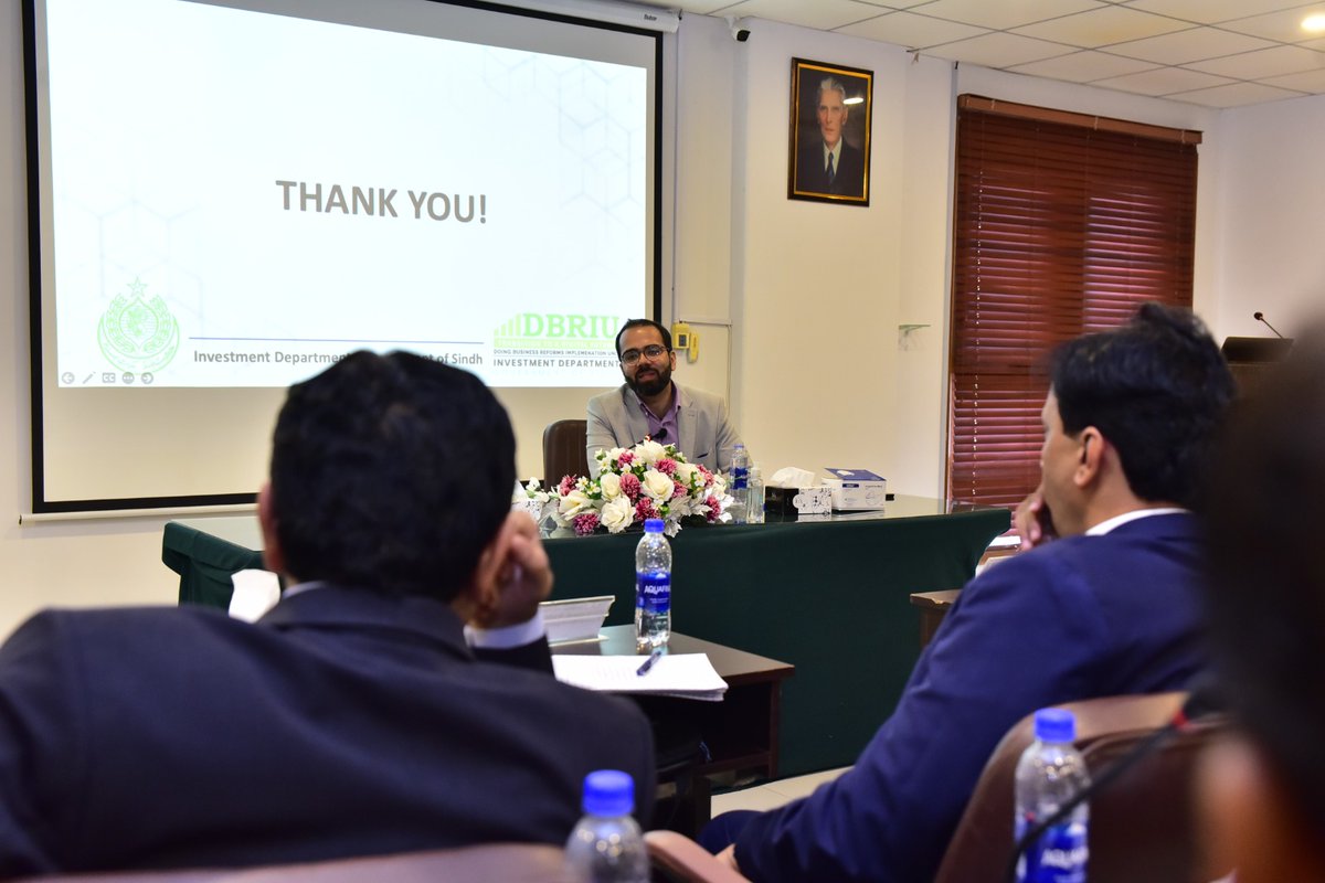 EODBSindh's tweet photo. Mr. Muhammad Abdullah Zaidi, Director DBRIU, delivered a lecture on Ease of Doing Business and FDI as a part of the 2nd Mid-Career Management Course (MCMC) for BPS-18 officers of Government of Sindh. The training was organized by Training, Management &amp; Research Wing of SGA&amp;CD https://t.co/QYDCIb2bJG