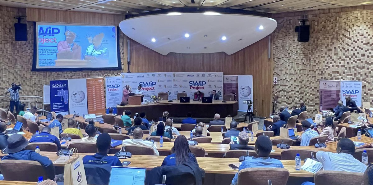 SADiLaR_ZA's tweet photo. [HAPPENING NOW]
The launch of the SWiP Project- a collaborative initiative by @SADiLaR_ZA, @Wikipedia &amp; @PanSALB, aimed at bringing together communities of language practice practically to advance &amp; celebrate the use of South African languages.
#SWiPLaunch #PreservingisiNdebele https://t.co/T1JEQ2dBJt