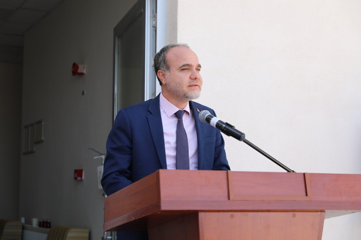 NOHUniversitesi's tweet photo. Ayhan Şahenk Tarımsal Uygulama ve Araştırma Merkezimizde, Niğde İli Damızlık Koyun - Keçi Yetiştiricileri iş birliğiyle hayvancılık geleneklerimizden olan “Koç Katımı Töreni" gerçekleştirdik.
🐏🐏🐏

Haberin detayları;⤵️
https://t.co/acr6f3xc1C

@DrHasanUSLU
#NÖHÜ
#Niğde https://t.co/SlC50zoIBD