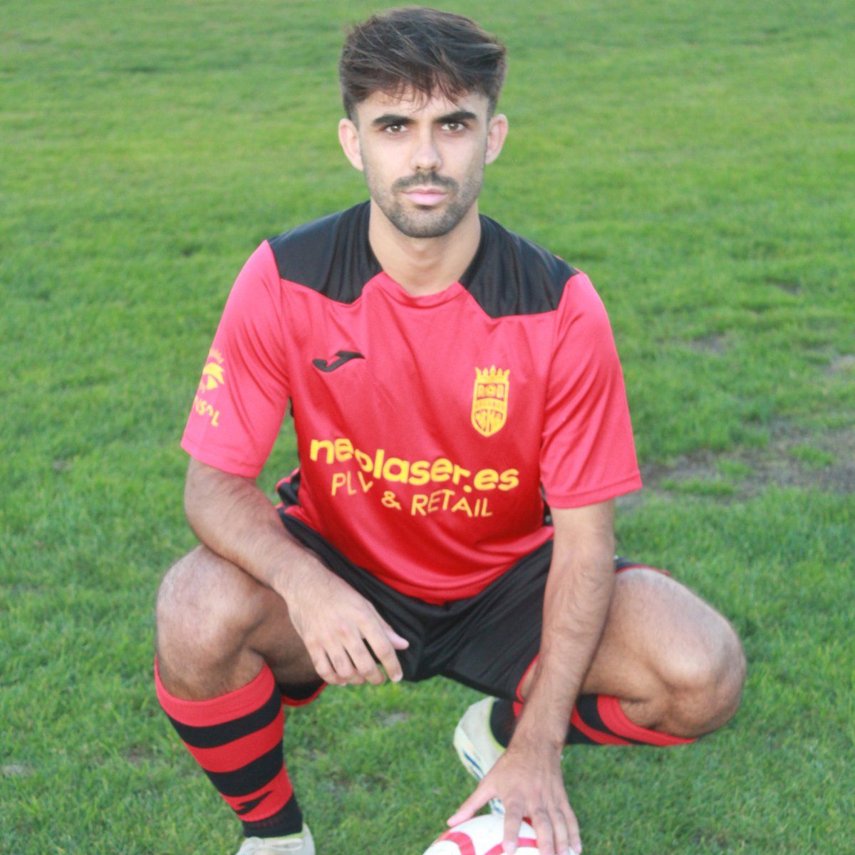 Álvaro Martín
🥵 No se cansó de pelear en el Municipal, no dando un balón por perdido
🧠 Partido muy inteligente donde supo sobreponerse al estado del césped y destacar