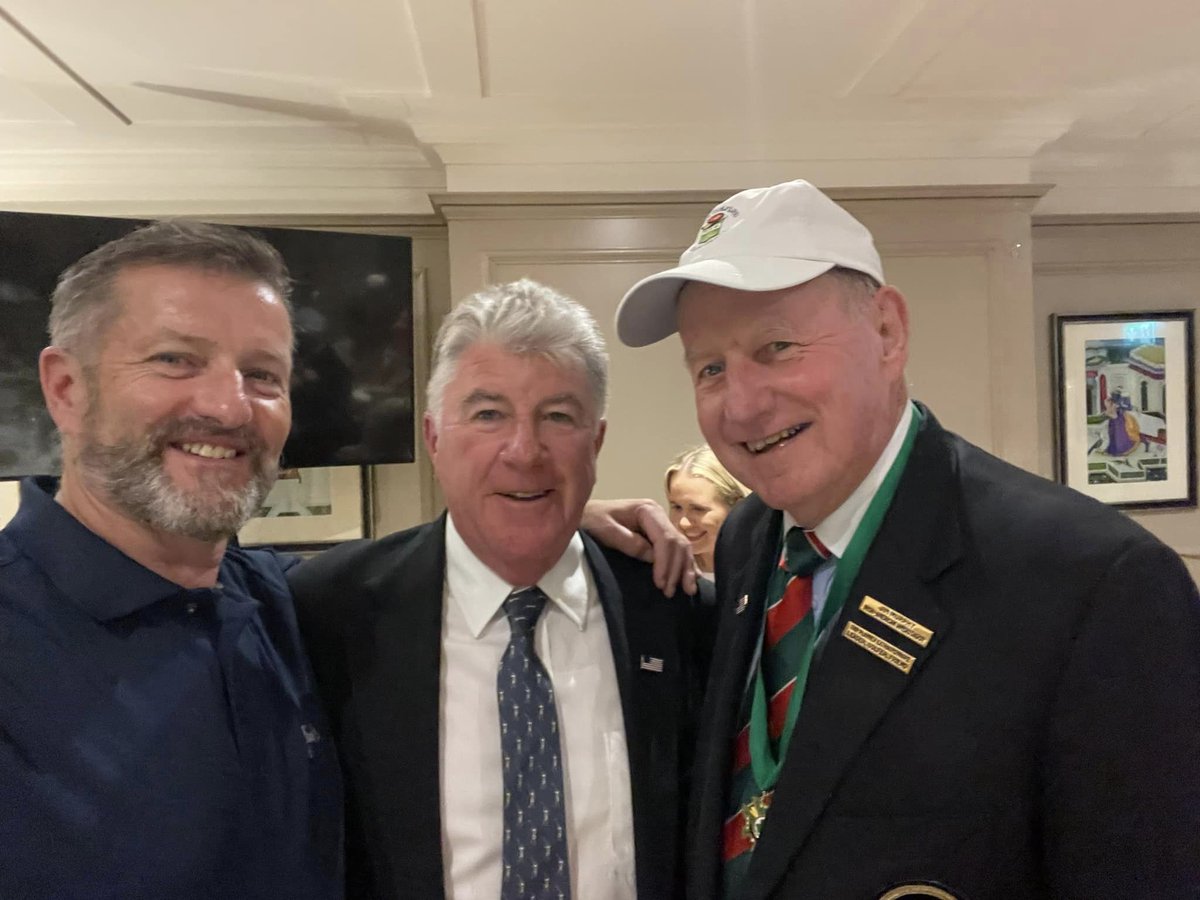 SWINGolfIreland's tweet photo. Great evening in #harrowkillarney with our Boston friends on their 24th visit to South West Ireland. Great food, company and craic. Safe home guys and until next year…
#bucketlisttour #friends #goodtimes #ireland https://t.co/jaxQsi2tZ1