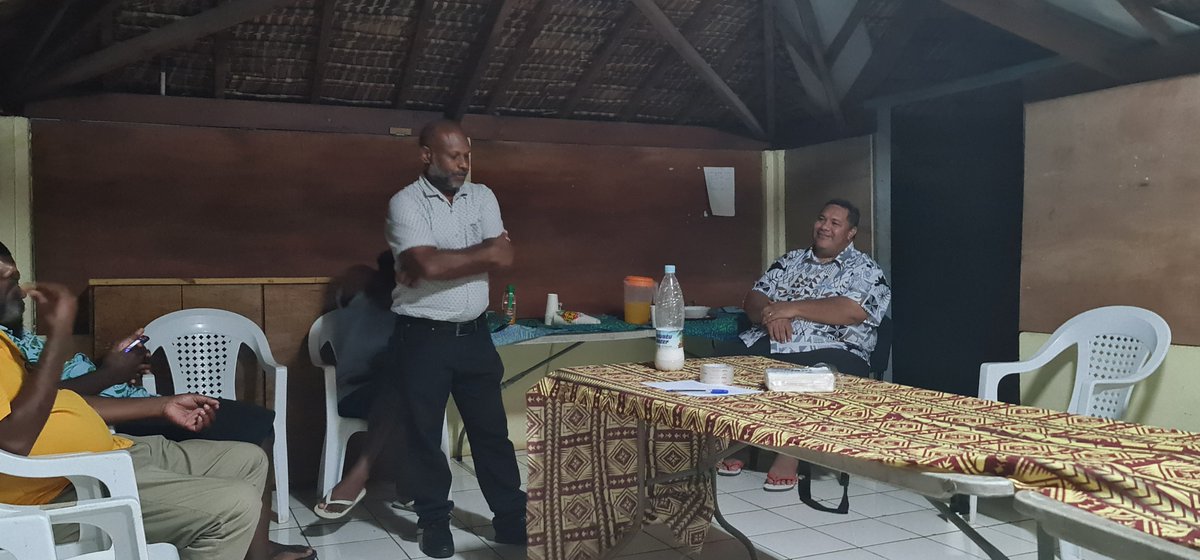 Mtuilaepataylor's tweet photo. Tangkyu tumas the teams #VanKIRAP @ForecastVMGD for the delicious laplap Soso'ur, kind words and generous gift. It's been a wonderful time meeting everyone. Thank you also to the acting DG who thanked RNZ Pacific for always calling the met team for weather updates 👍Likum yu https://t.co/k5xzbjXU5K