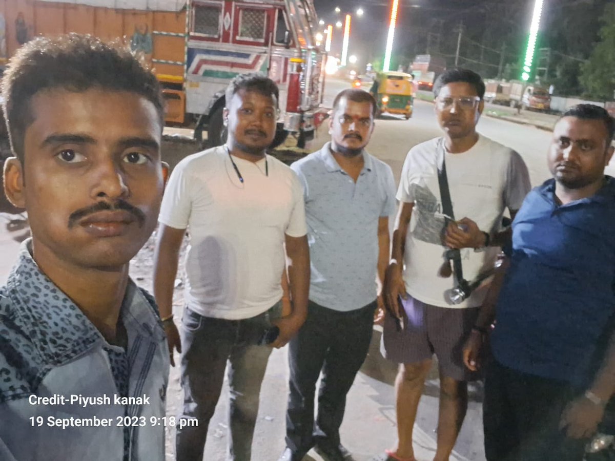 TeamPurnea's tweet photo. #Day-48
#Date-19/09/2023
कम्यूनिटी किचन का 48 वां दिन समाप्त हुआ।
आप लोगों का सहयोग बना रहे...✌️
हम 366 दिन कम्युनिटी किचन चलाएंगे।
#Days366
#CommunityKitchen
#CommunityKitchenPurnea
#TeamPurnea https://t.co/9RGPsG7XQJ