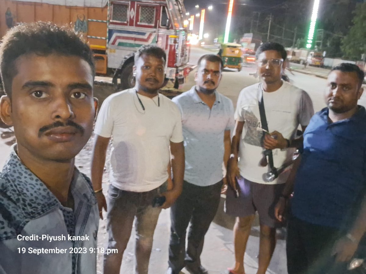 TeamPurnea's tweet photo. #Day-48
#Date-19/09/2023
कम्यूनिटी किचन का 48 वां दिन समाप्त हुआ।
आप लोगों का सहयोग बना रहे...✌️
हम 366 दिन कम्युनिटी किचन चलाएंगे।
#Days366
#CommunityKitchen
#CommunityKitchenPurnea
#TeamPurnea https://t.co/9RGPsG7XQJ