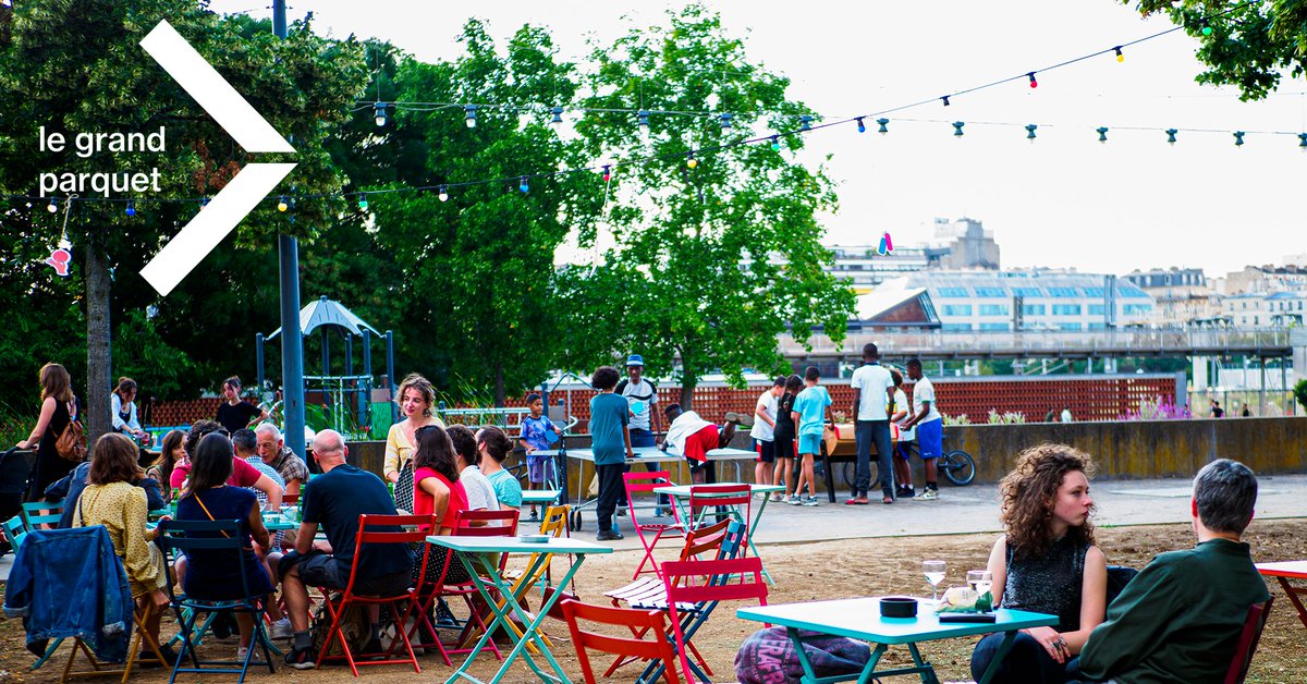 Ce soir, à partir de 18h, on fête la rentrée au Grand Parquet !🍀
Au programme : apéro, musique, buffet, transats, pétanque et baby-foot !🏓
Un moment de convivialité pour échanger, rencontrer les artistes et célébrer ensemble cette nouvelle saison ! → bit.ly/aperojardin-gp