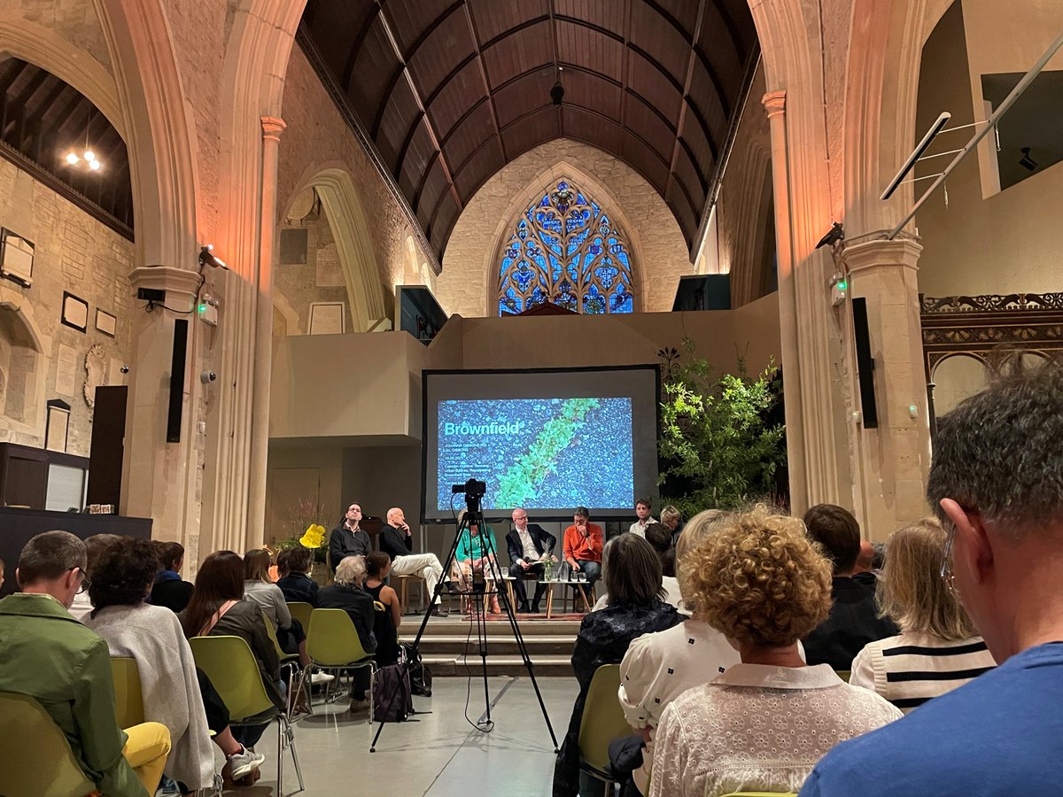 Pleased to attend panel discussion @GardenMuseumLDN yesterday evening hosted by @CamdenHighline on the development of brownfield urban spaces, and how railway heritage is leading the way on opening up those spaces to more people.